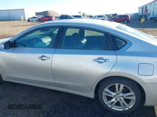 2015 Nissan Altima SL with VIN 1N4BL3AP1FC492600, listed as a IAAI auction lot 41724989 with 91,503 mi miles and . Bid and sale history available at carsss.com. Image 14.