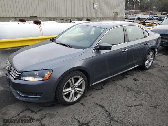 2014 Volkswagen Passat SE with VIN 1VWBP7A38EC018710, listed as a Copart auction lot 42289915 with 100,595 mi miles and Salvage Title. Bid and sale history available at carsss.com. Image 1.