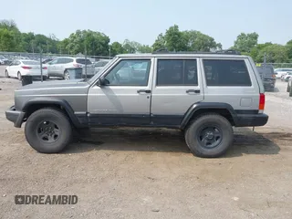2000 Jeep Cherokee with VIN 1J4FF48S5YL159414, listed as a IAAI auction lot 42416639 with 177,932 mi miles and . Bid and sale history available at DreamBid. Image 15.