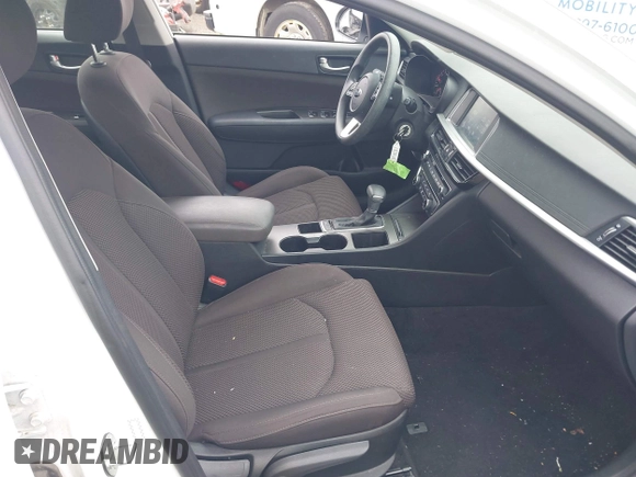 2020 Kia Optima LX with VIN 5XXGT4L32LG450805, listed as a IAAI auction lot 42300790 with 41,901 mi miles and . Bid and sale history available at DreamBid. Image 5.