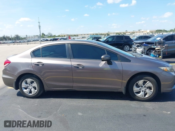 2014 Honda Civic LX z VIN 19XFB2F51EE013227, wystawiony jako IAAI lot #42223609 z przebiegiem 105 181 mil mil oraz . Historia ofert i sprzedaży dostępna na DreamBid. Obrazek 13.