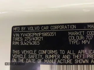 2023 Volvo XC90 Plus with VIN YV4062PN1P1985051, listed as a IAAI auction lot 41890979 with 60,922 mi miles. Bid and sale history available at carsss.com. Image 18.