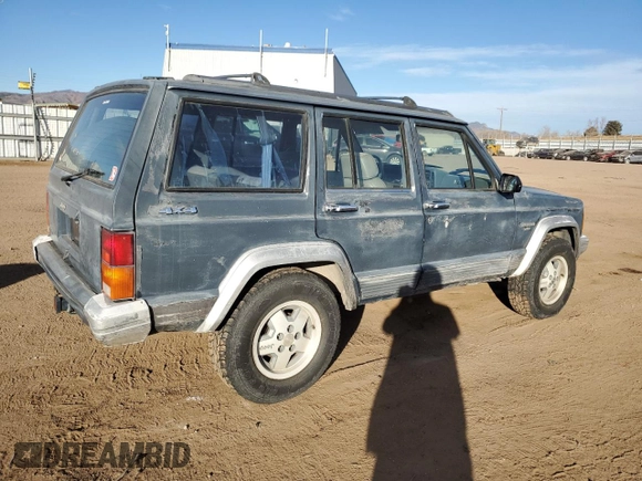 1992 Jeep Cherokee with VIN 1J4FJ58S7NL136135, listed as a Copart auction lot 86016134 with 160,259 mi miles and Clean title. Bid and sale history available at DreamBid. Image 3.