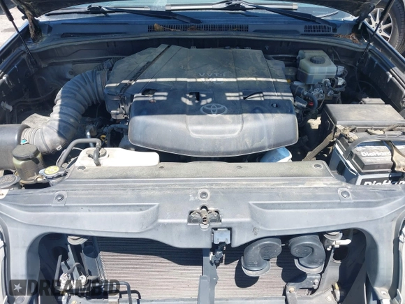 2004 Toyota 4Runner SR5 with VIN JTEBU14R548015835, listed as a IAAI auction lot 42054887 with 239,732 mi miles and . Bid and sale history available at DreamBid. Image 10.