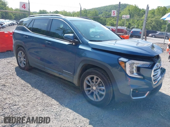 2024 GMC Terrain SLT z VIN 3GKALVEG7RL310682, wystawiony jako IAAI lot #42388049 z przebiegiem 9 792 mil mil oraz . Historia ofert i sprzedaży dostępna na DreamBid. Obrazek 1.
