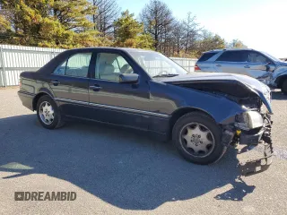 2000 Mercedes-Benz C 230/260/280/320 with VIN WDBHA29G1YA860019, listed as a Copart auction lot 76562204 with 159,862 mi miles and Salvage Title. Bid and sale history available at carsss.com. Image 4.