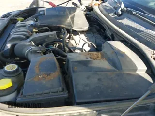 2011 Land Rover Range Rover Sport SC z VIN SALSH2E49BA261075, wystawiony jako IAAI lot #42090166 z przebiegiem 147 346 mil mil oraz . Historia ofert i sprzedaży dostępna na DreamBid. Obrazek 12.