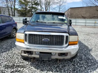2001 Ford Excursion Limited with VIN 1FMNU43S81EB53398, listed as a Copart auction lot 52118415 with 229,052 mi miles and Clean title. Bid and sale history available at DreamBid. Image 5.