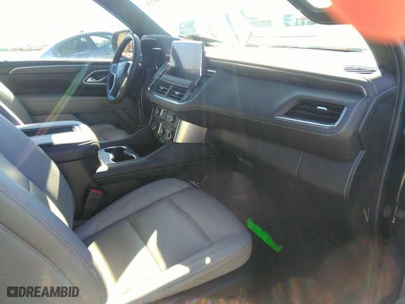 2024 Chevrolet Suburban LT with VIN 1GNSKCKD2RR233821, listed as a IAAI auction lot 41686836 with 27,932 mi miles. Bid and sale history available at carsss.com. Image 5.