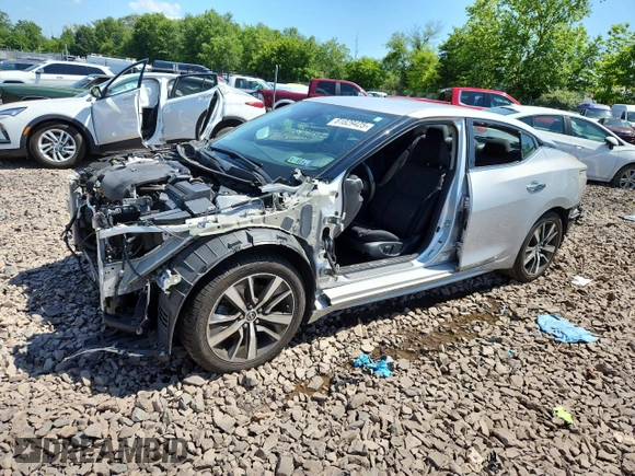 2020 Nissan Maxima S with VIN 1N4AA6BV4LC384449, listed as a Copart auction lot 61829425 with 43,979 mi miles and Salvage title. Bid and sale history available at DreamBid. Image 1.