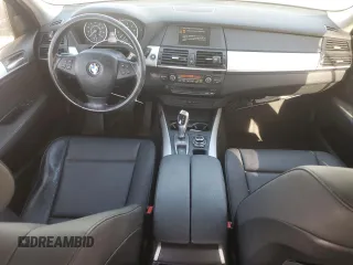 2011 BMW X5 35i z VIN 5UXZV4C55BL739114, wystawiony jako Copart lot #58393605 z przebiegiem 161 015 mil mil oraz Czysty tytuł • Clean title. Historia ofert i sprzedaży dostępna na DreamBid. Obrazek 8.