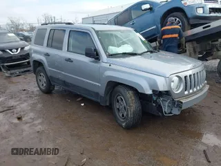 2017 Jeep Patriot Sport with VIN 1C4NJPBA5HD209935, listed as a IAAI auction lot 41522830 with 58,724 mi miles. Bid and sale history available at carsss.com. Image 1.