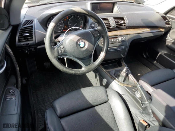 2010 BMW 1 Series 128i with VIN WBAUP7C55AVF07560, listed as a Copart auction lot 43473985 with 163,455 mi miles and Salvage Title. Bid and sale history available at carsss.com. Image 8.