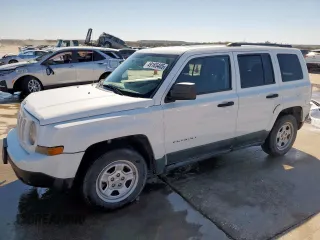 2011 Jeep Patriot Sport z VIN 1J4NT1GA5BD285432, wystawiony jako Copart lot #49165405 z przebiegiem 161 714 mil mil oraz Szkody całkowita. Historia ofert i sprzedaży dostępna na DreamBid. Obrazek 1.