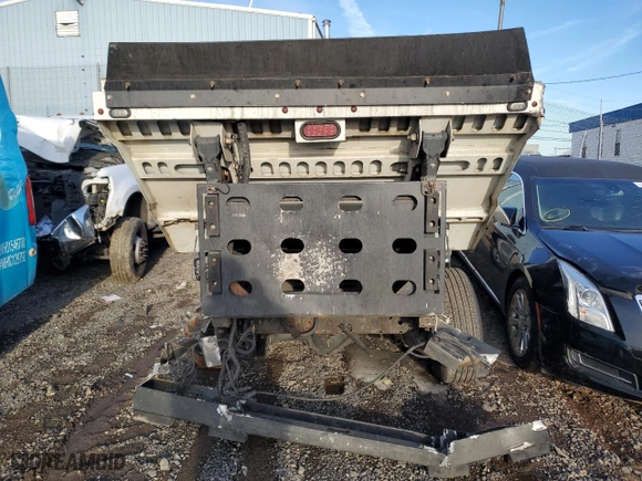 2018 Chevrolet Silverado 1500 Work Truck with VIN 1GCNCNEH9JZ321315, listed as a Copart auction lot 43013445 with 174,224 mi miles and Salvage Title. Bid and sale history available at carsss.com. Image 6.