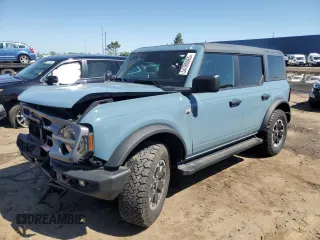 2022 Ford Bronco z VIN 1FMDE5BH3NLA92077, wystawiony jako Copart lot #54380065 z przebiegiem 69 360 mil mil oraz Czysty tytuł • Clean title. Historia ofert i sprzedaży dostępna na DreamBid. Obrazek 1.