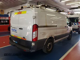 2017 Ford Transit z VIN 1FTYE1YMXHKA68341, wystawiony jako IAAI lot #42819268 z przebiegiem 193 968 mil mil oraz . Historia ofert i sprzedaży dostępna na DreamBid. Obrazek 18.