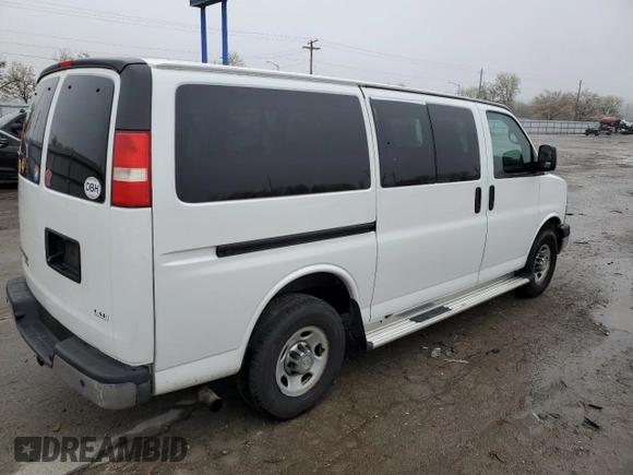 2013 Chevrolet Express Passenger 1LT с VIN 1GAZGYFG4D1190237, выставлен на аукционе Copart как лот 49204764 с пробегом 159 160 миль миль и Списание • Salvage title. История ставок и продаж доступна на DreamBid. Изображение 3.
