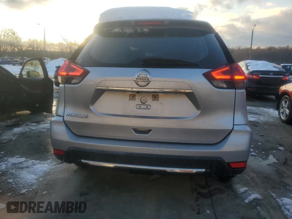 2020 Nissan Rogue SV с VIN JN8AT2MT8LW007702, выставлен на аукционе Copart как лот 41662435 с пробегом 42 337 миль миль и Списание • Salvage title. История ставок и продаж доступна на DreamBid. Изображение 6.