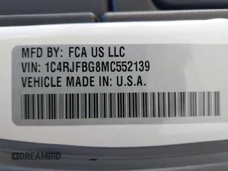 2021 Jeep Grand Cherokee Limited with VIN 1C4RJFBG8MC552139, listed as a IAAI auction lot 42037970 with 75,000 mi miles and . Bid and sale history available at DreamBid. Image 9.