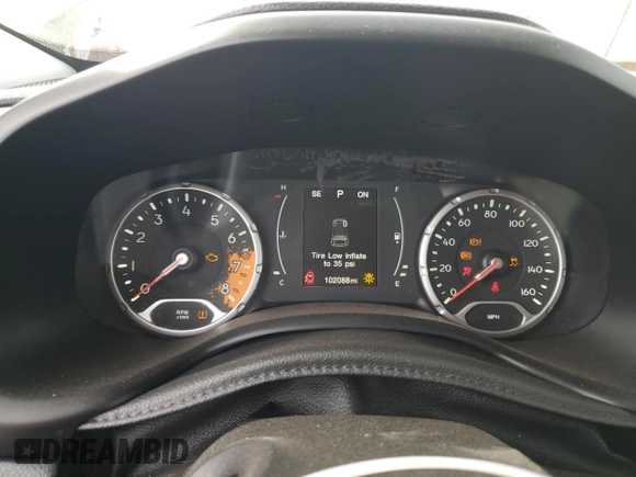 2017 Jeep Renegade Latitude with VIN ZACCJABB3HPE48852, listed as a Copart auction lot 54008295 with 102,088 mi miles and Clean Title. Bid and sale history available at carsss.com. Image 9.