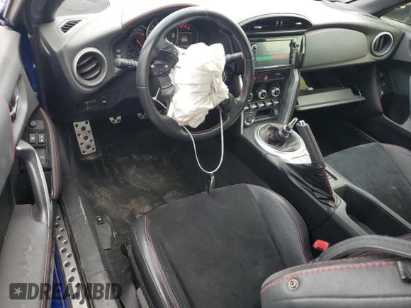 2020 Subaru BRZ Limited z VIN JF1ZCAC12L9701394, wystawiony jako Copart lot #52631135 z przebiegiem 97 580 mil mil oraz Nie do naprawy • Non repairable. Historia ofert i sprzedaży dostępna na DreamBid. Obrazek 8.
