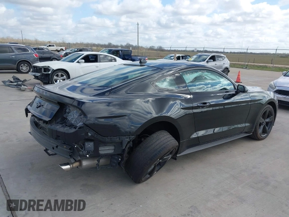 2021 Ford Mustang EcoBoost z VIN 1FA6P8TH2M5140071, wystawiony jako IAAI lot #41775674 z przebiegiem 20 184 mil mil oraz . Historia ofert i sprzedaży dostępna na DreamBid. Obrazek 4.
