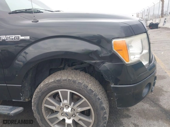 2014 Ford F-150 XL with VIN 1FTFW1EF5EKE08677, listed as a IAAI auction lot 41488333 with 155,093 mi miles. Bid and sale history available at carsss.com. Image 21.