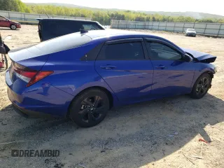 2023 Hyundai Elantra SEL z VIN KMHLM4AG1PU466281, wystawiony jako Copart lot #53852695 z przebiegiem Nie podano mil oraz Szkoda całkowita • Salvage title. Historia ofert i sprzedaży dostępna na DreamBid. Obrazek 3.