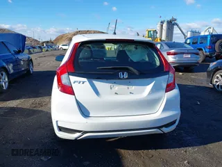 2018 Honda Fit LX with VIN 3HGGK5H42JM723829, listed as a IAAI auction lot 41227849 with 50,267 mi miles. Bid and sale history available at carsss.com. Image 17.
