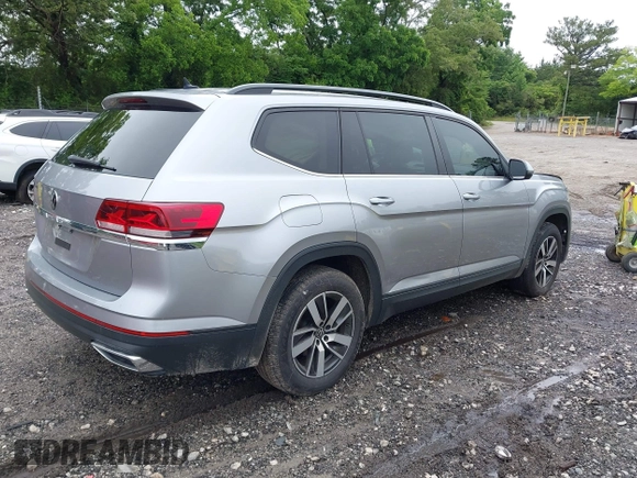 2022 Volkswagen Atlas SE with VIN 1V2DP2CA2NC531329, listed as a IAAI auction lot 42351869 with 38,315 mi miles and . Bid and sale history available at DreamBid. Image 4.