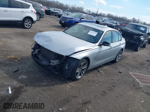 2014 BMW 3 Series 328i xDrive with VIN WBA3B3C58EJ980379, listed as a IAAI auction lot 41678676 with 183,278 mi miles. Bid and sale history available at carsss.com. Image 17.