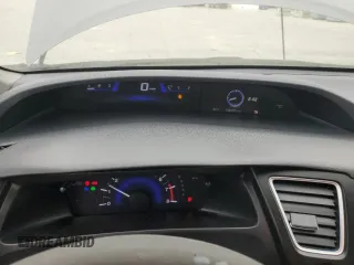 2015 Honda Civic LX z VIN 19XFB2F52FE275176, wystawiony jako Copart lot #53831585 z przebiegiem 142 435 mil mil oraz Szkoda całkowita • Salvage title. Historia ofert i sprzedaży dostępna na DreamBid. Obrazek 9.