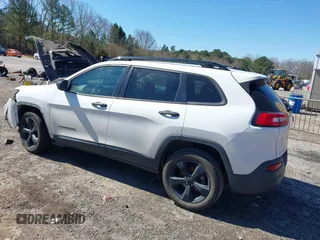 2017 Jeep Cherokee Sport с VIN 1C4PJLAB1HD240854, выставлен на аукционе IAAI как лот 41817149 с пробегом 122 222 миль миль и . История ставок и продаж доступна на DreamBid. Изображение 3.