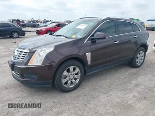 2015 Cadillac SRX Luxury Collection z VIN 3GYFNBE35FS597538, wystawiony jako IAAI lot #42056002 z przebiegiem 49 483 mil mil oraz . Historia ofert i sprzedaży dostępna na DreamBid. Obrazek 17.
