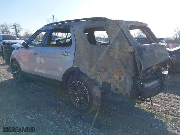 2015 Ford Explorer Sport with VIN 1FM5K8GT3FGA32239, listed as a IAAI auction lot 41124734 with 1 mi miles. Bid and sale history available at carsss.com. Image 3.