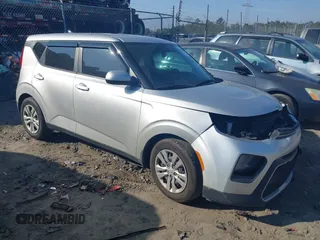 2020 Kia Soul S with VIN KNDJ23AUXL7726784, listed as a IAAI auction lot 41530201 with 96,097 mi miles and . Bid and sale history available at DreamBid. Image 1.