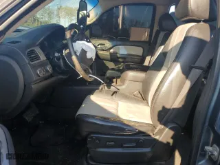 2008 Chevrolet Avalanche LS with VIN 3GNFK12378G165768, listed as a Copart auction lot 77754264 with 212,898 mi miles and Salvage Title. Bid and sale history available at carsss.com. Image 7.
