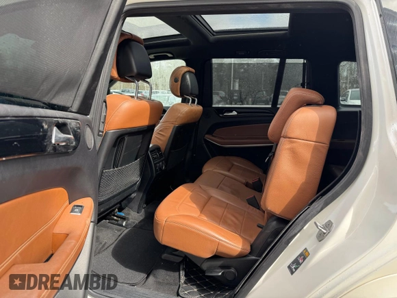 2018 Mercedes-Benz GLS with VIN 4JGDF7DE9JB015824, listed as a Copart auction lot 54592855 with 145,235 mi miles and Clean Title. Bid and sale history available at carsss.com. Image 6.