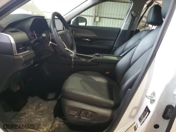 2024 Toyota Grand Highlander XLE with VIN 5TDAAAA5XRS005248, listed as a Copart auction lot 87417604 with NaN miles and Salvage Title. Bid and sale history available at carsss.com. Image 7.