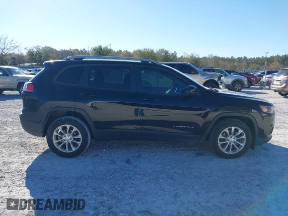 2021 Jeep Cherokee Latitude with VIN 1C4PJLCB4MD227099, listed as a IAAI auction lot 41844362 with 34,937 mi miles and . Bid and sale history available at DreamBid. Image 14.