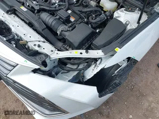 2022 Toyota Avalon Hybrid Limited with VIN 4T1DA1AB1NU013114, listed as a IAAI auction lot 42022922 with 30,686 mi miles. Bid and sale history available at carsss.com. Image 6.