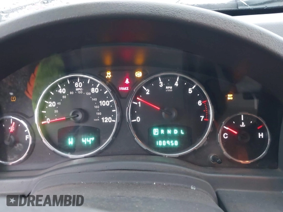2008 Jeep Liberty Sport with VIN 1J8GN28K48W215447, listed as a IAAI auction lot 41159200 with 188,958 mi miles. Bid and sale history available at carsss.com. Image 7.