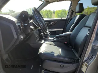 2010 Mercedes-Benz GLK 350 z VIN WDCGG8HBXAF454876, wystawiony jako Copart lot #56906785 z przebiegiem 122 730 mil mil oraz Czysty tytuł • Clean title. Historia ofert i sprzedaży dostępna na DreamBid. Obrazek 7.