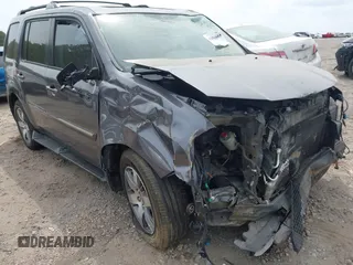 2015 Honda Pilot Touring z VIN 5FNYF4H97FB037326, wystawiony jako IAAI lot #42056668 z przebiegiem 215 381 mil mil oraz . Historia ofert i sprzedaży dostępna na DreamBid. Obrazek 1.