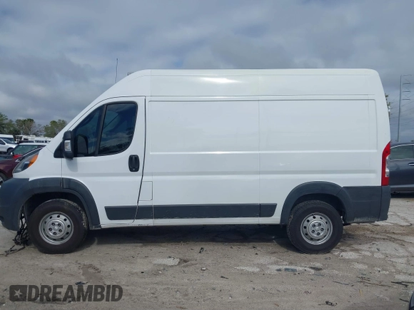 2018 Ram ProMaster Cargo with VIN 3C6TRVCG3JE113109, listed as a IAAI auction lot 41660961 with Not Provided miles and . Bid and sale history available at DreamBid. Image 15.