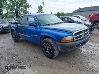 2001 Dodge Dakota Sport with VIN 1B7HG2AN21S194735, listed as a IAAI auction lot 42182165 with 163,350 mi miles and . Bid and sale history available at carsss.com. Image 1.