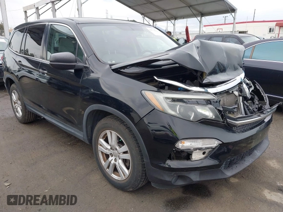 2016 Honda Pilot LX with VIN 5FNYF6H18GB063909, listed as a IAAI auction lot 41778361 with 110,655 mi miles. Bid and sale history available at carsss.com. Image 1.