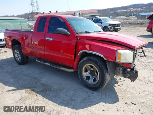2006 Dodge Dakota SLT with VIN 1D7HW42K96S595733, listed as a IAAI auction lot 41775029 with Not Provided miles and . Bid and sale history available at carsss.com. Image 1.