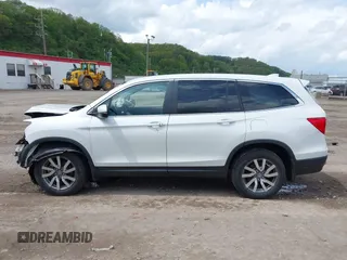 2020 Honda Pilot EX-L с VIN 5FNYF6H51LB066728, выставлен на аукционе IAAI как лот 42185099 с пробегом 160 миль миль и . История ставок и продаж доступна на DreamBid. Изображение 14.